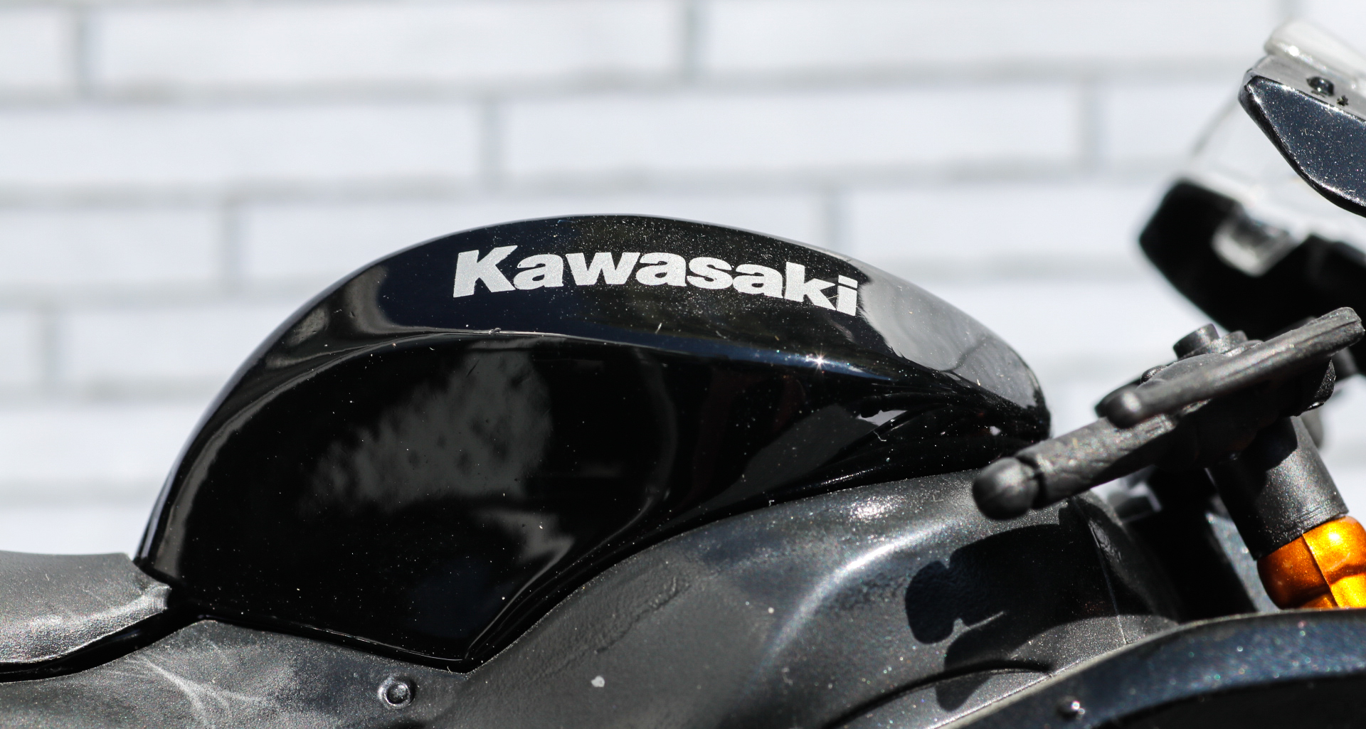 Maisto 1-12 Kawasaki ZX10R